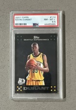 Kevin Durant Rookie Card Topps 2007 PSA 8.5 Black Border Seattle Supersonics . rookie card picture