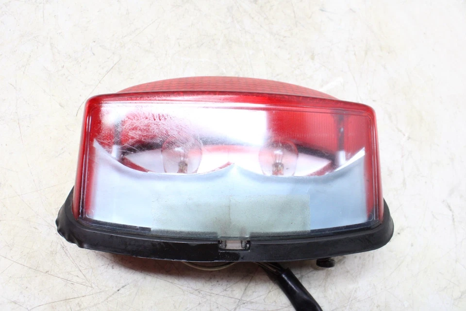 04-09 LUZ TRASERA LUZ FRENO TRASERO SUZUKI GS500F OEM Foto 2 de 4