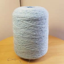 Unbranded Machine Knitting Yarn - 558 grams light blue vintage (C16)