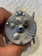 Vintage Pflueger Summit 1983M Baitcasting Fishing Reel