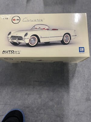 オートアート 1/18 シボレー コルベット 1953 s-l400.jpg