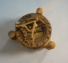 St. Leonhard Sonnenuhr Kompass Klappkompass Nautica Maritim Vintage (F024-754)