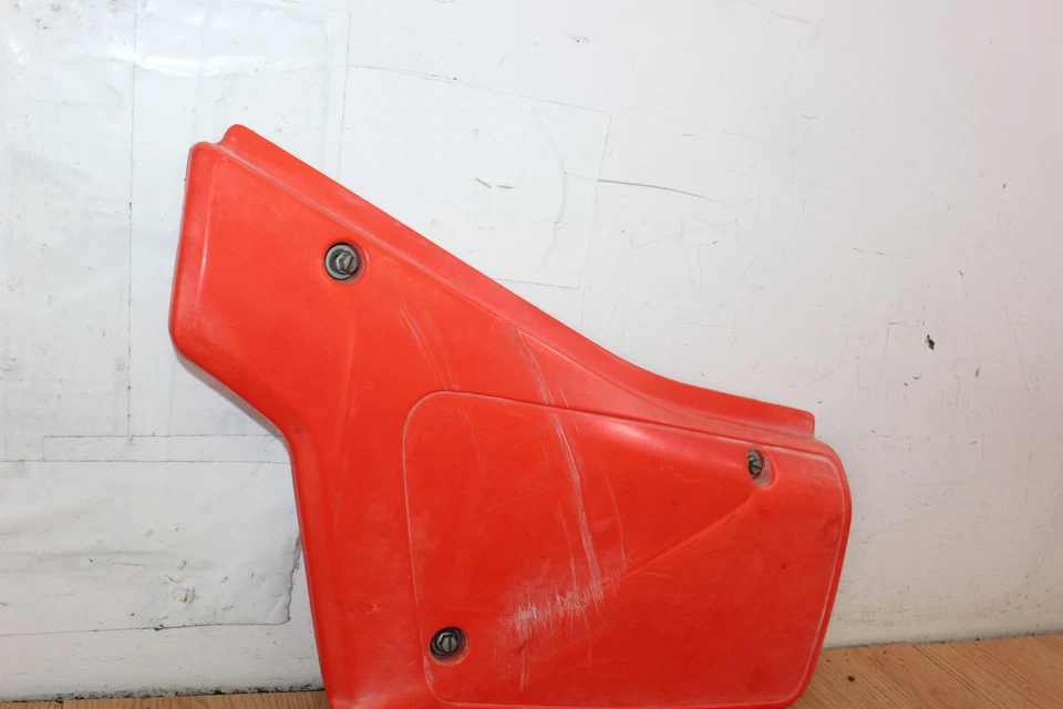 1983 年本田 XR500R 左侧保护套/面板 — 第 3/4 张图片