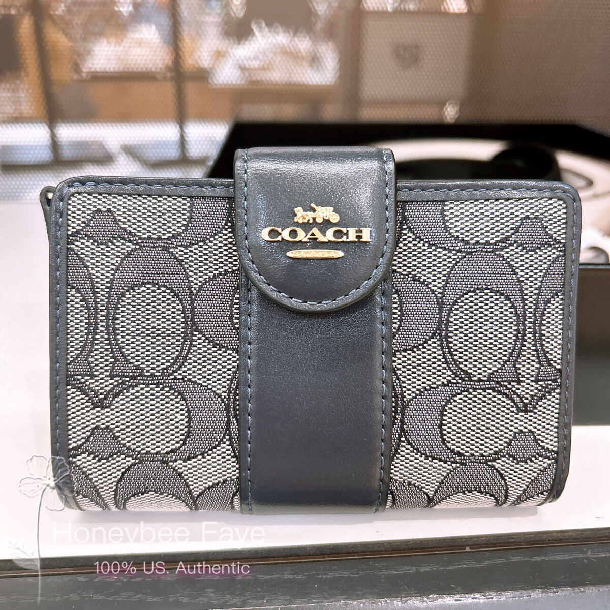 NWT Coach Medium Corner Zip Wallet In Signature Jacquard NWT Coach Medium Corner Zip Wallet In Signature Jacquard