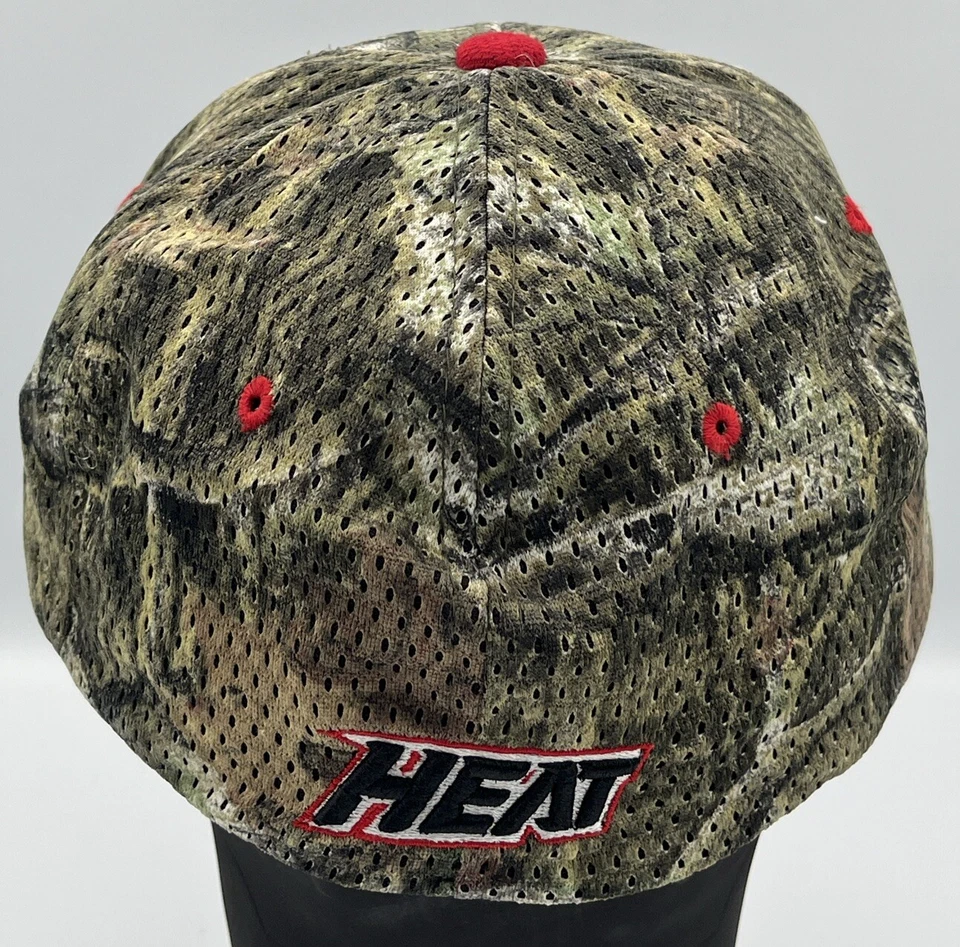 Abbotsford Heat Minor League AHL Hockey Sample Zephyr Stretch M/L Camo Hat Rare - Image 3 of 4