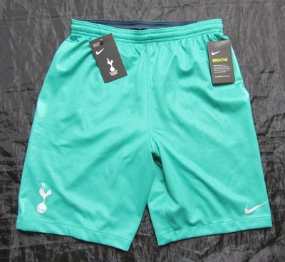 tottenham shorts nike