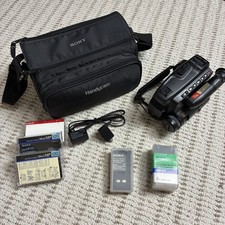 Sony Handycam CCD-TR6 NTSC Video Camera Recorder Accessories Batteries Untested
