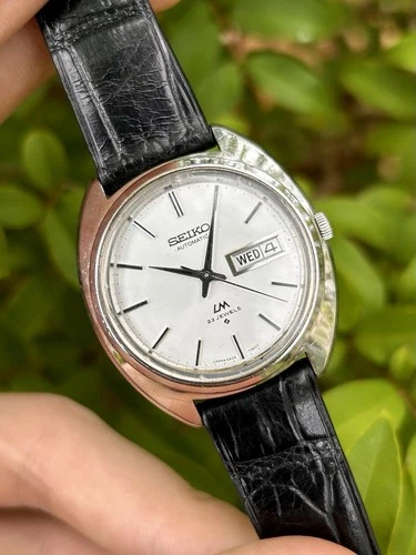 Vintage 1970's SEIKO 5606-7150 LM LORD MATIC 23J Automatic C Shape Case