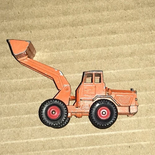 1968 Matchbox Lesney No. 69 Tractor Shovel Diecast Toy vintage with Red Wheels