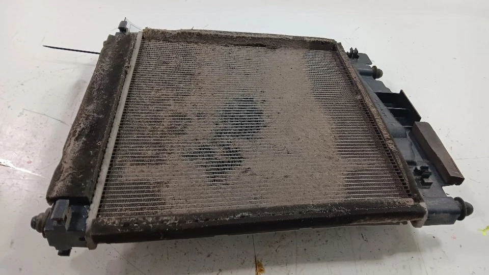 Radiator Fits 11-15 SCION IQ - Image 2 of 4