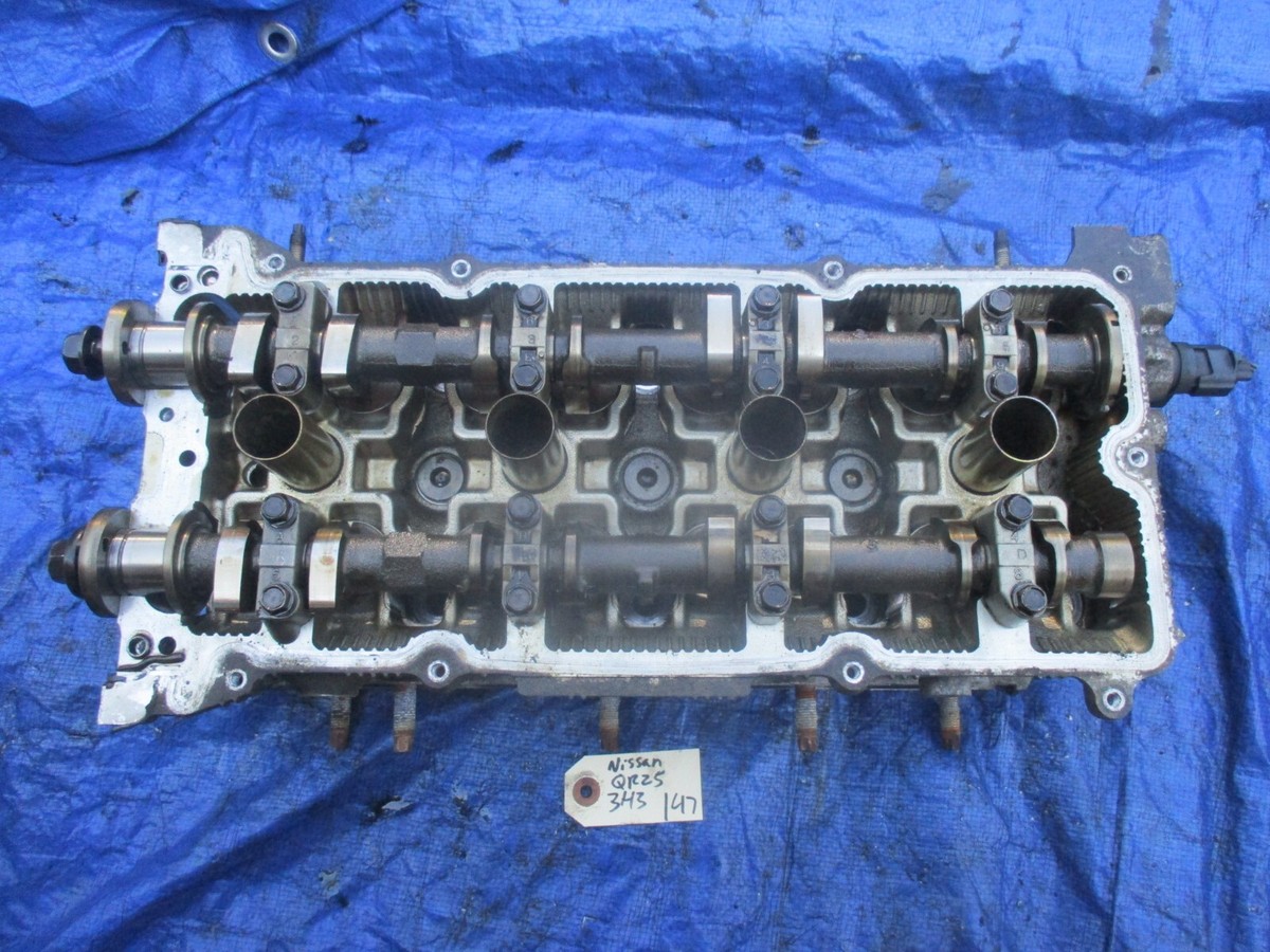 2006 Nissan Sentra SER QR25DE cylinder head assembly 8H3 2006 Nissan Sentra SER QR25DE cylinder head assembly 8H3