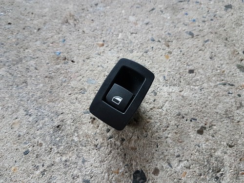 BMW 1er F20 3er F30 F31 LCI Schalter Fensterheber schwarz 9208106