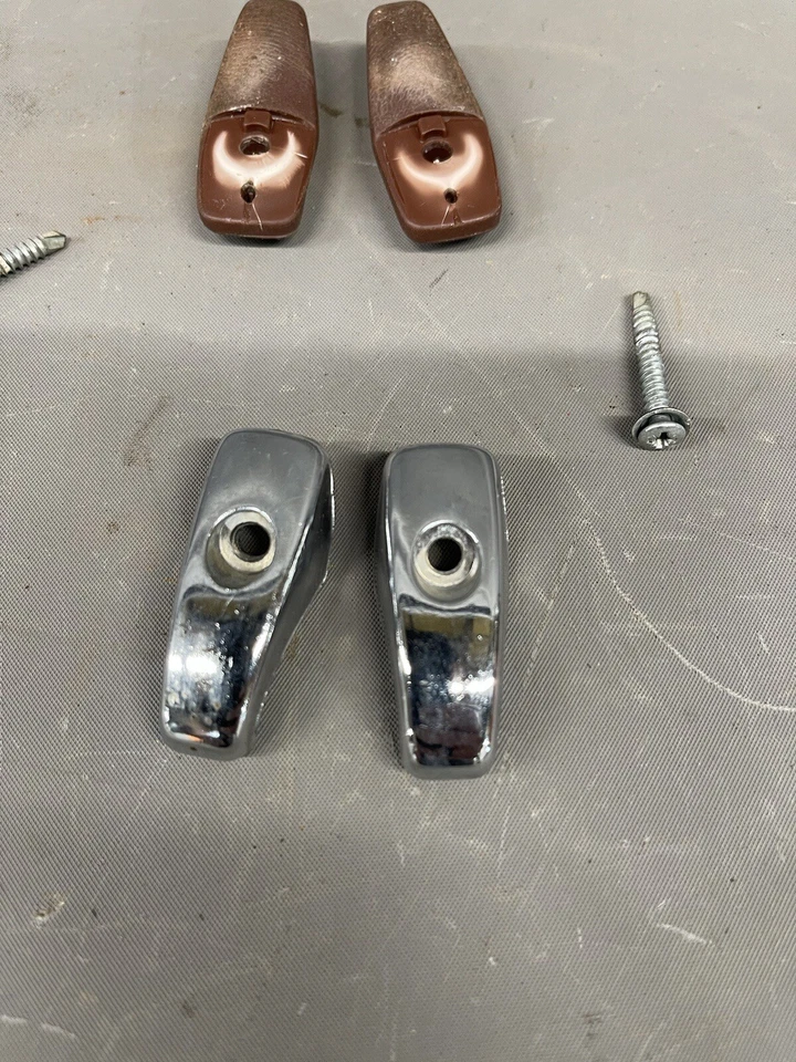 Cutlass Monte Carlo 1978-1987 techo regal ganchos interior moldura 442 Foto 3 de 4