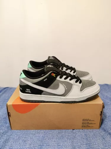 Nike SB Dunk Low VX1000 Gr. UK 10 (US 11) Brandneu 100% Original 