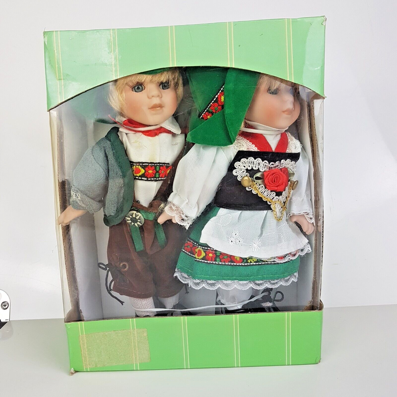 Poupées tyroliennes en porcelaine de 23 cm pour décorations nostalgiques