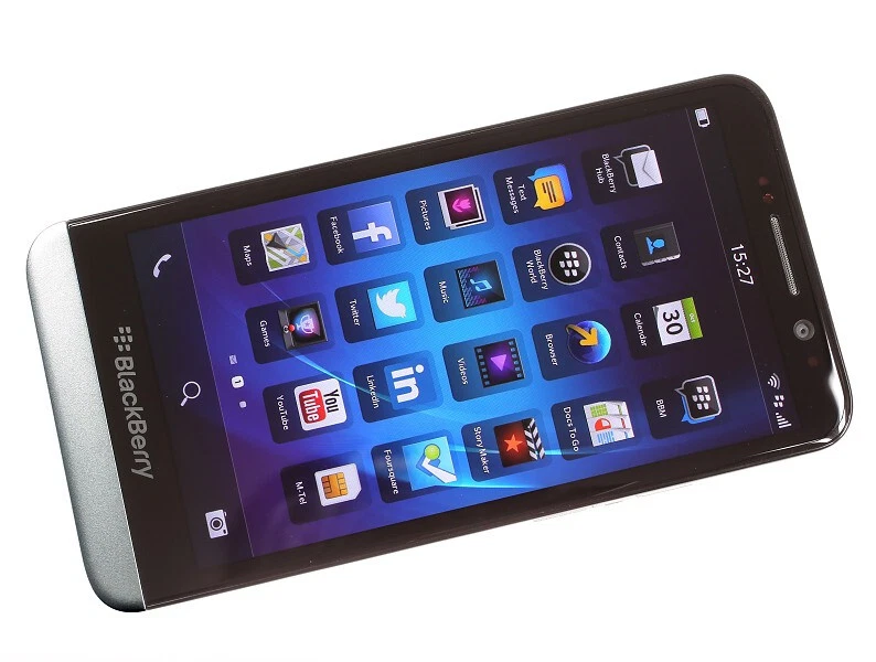 BlackBerry Z30 5.0" 8MP 16GB 2GB RAM BlackBerry OS GSM / HSPA / LTE - Image 3 of 4