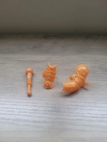 VTG Man at Arms Figure Armor Parts Accessories 1980's Motu He-man