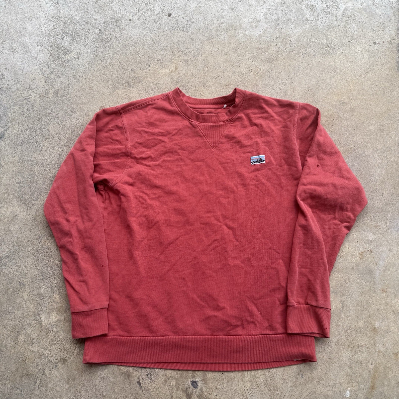 Patagonia Mens Regenerative Organic Cotton Crewneck Red Sweatshirt Size L
