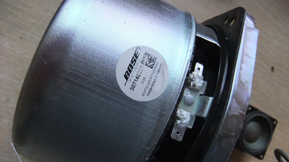 Used Replacement Speaker Set for a Bose SoundDock 10 or DIY Project - Guaranteed - Image 2 of 4