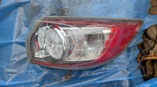 MAZDA 3 REAR TAIL LIGHT RH DRIVER SIDE OUTER 5 DOOR HATCHBACK BBN751150