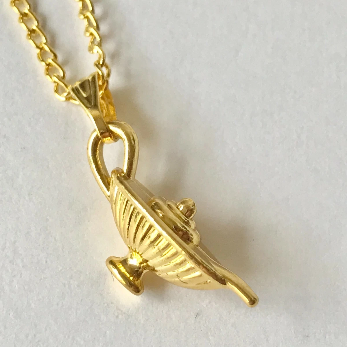 Magic cheap lamp necklace