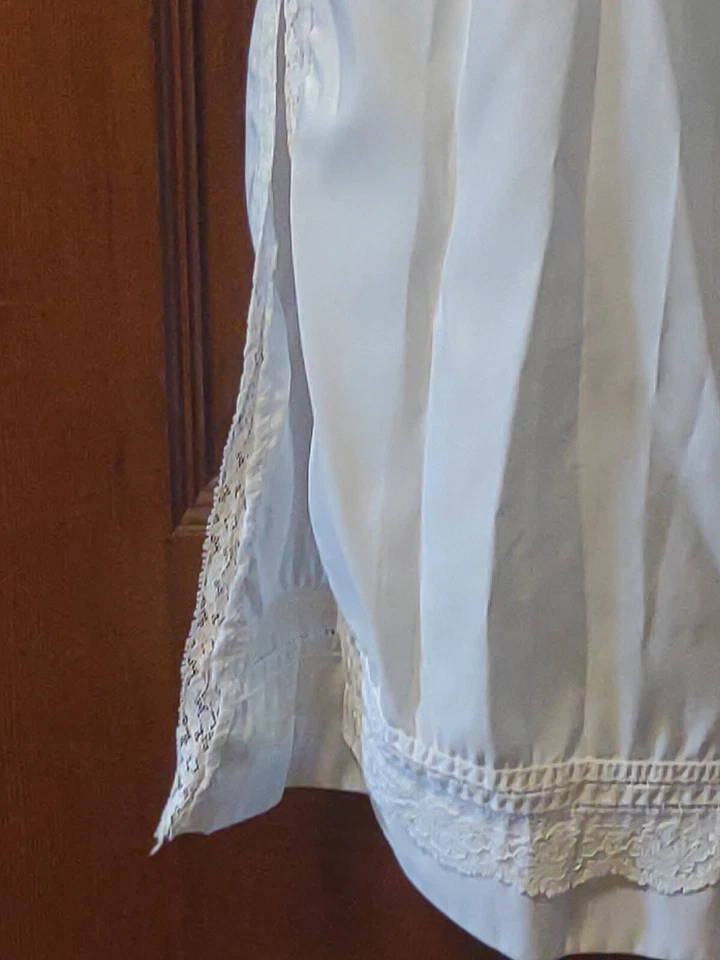Hoops & Crinoline Merry Modes Vtg 1940s Lace Trim Embellished Half Slip Skirt - Image 4 of 4