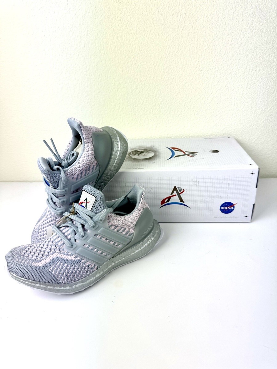 women's adidas ultraboost 5.0 dna running shoes