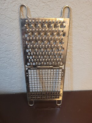 Vintage Grater M & M Manufacturing Cheese Vegetable Metal Zester Kitchen 117755