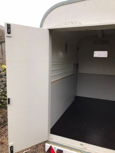 Converted Horse Box Trailer, Newly Refurbished, Vintage Rice, French Grey/Green - Picture 14 of 14