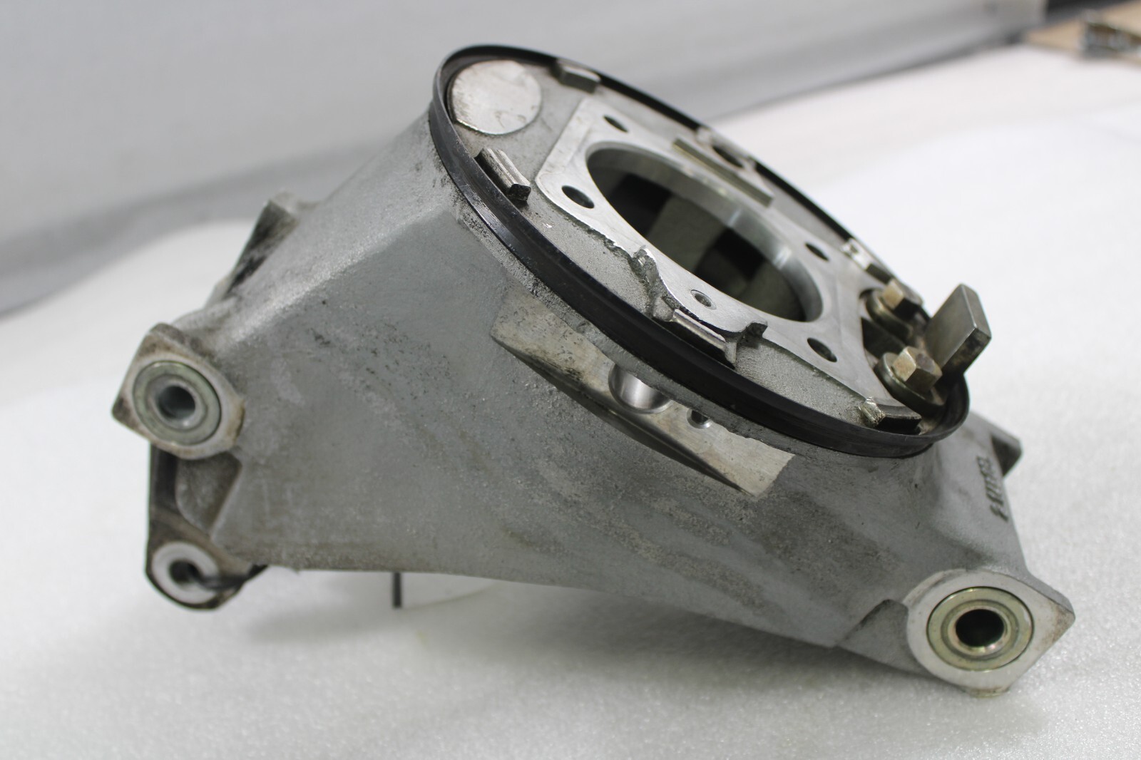 Ferrari F355, LH, Left, Rear Knuckle / Stub, W/O Hub, Used, P/N 162939