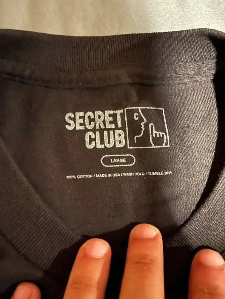 Chinatown market shop alumni tee