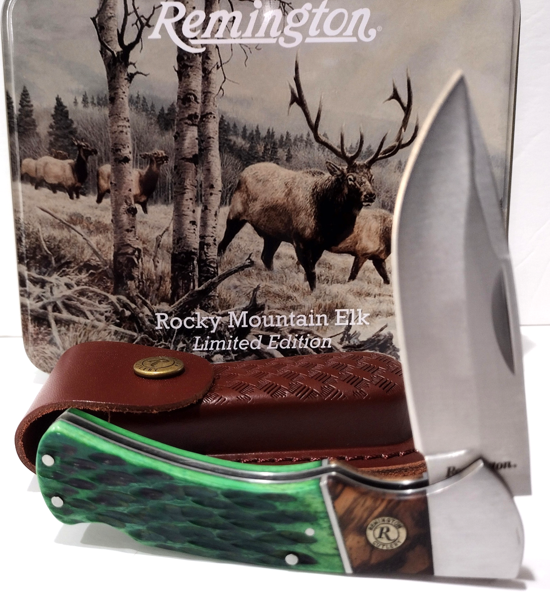 Remington Buck Elk Tin Green Jigged Bone Lockback Hunting Pocket