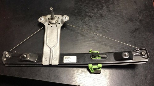 BMW 1ER 118D PAAR FENSTERHEBER HINTEN MANUELL 7067800