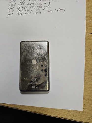 Apple iPod A1099 20gb 4th Gen White Classic. Spares and Repairs - NO POWER. - Picture 9 of 13