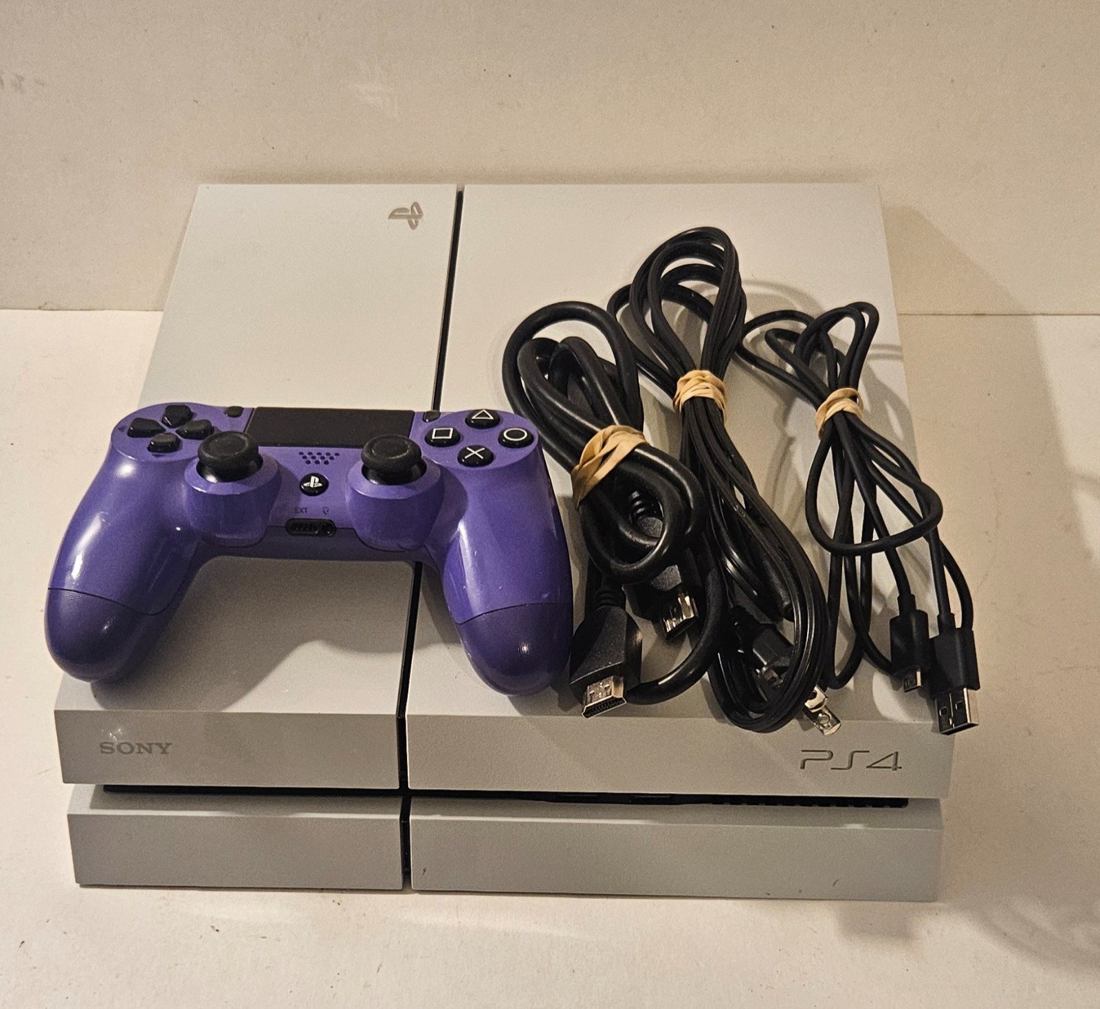 Sony PlayStation 4 2TB CUH-1115A Glacier White W/ Controller & Cables Bundle