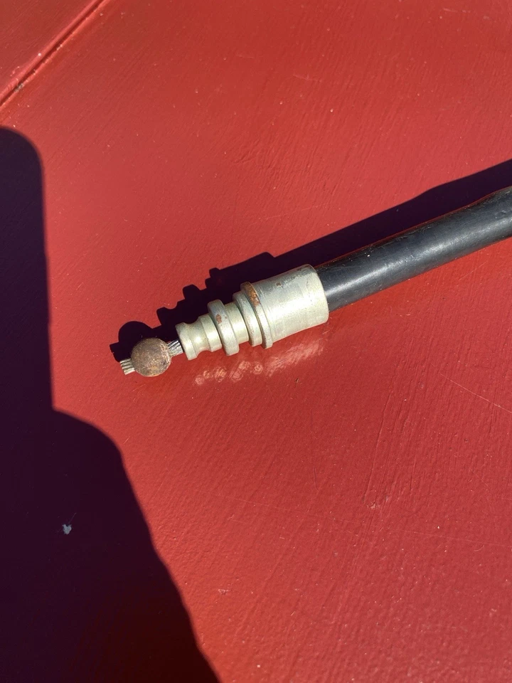 "Cable de freno trasero derecho Dodge Dart Valiant 1967-69 EIS 2507 733/4"" CABLE 593/4"" CONDU" Foto 3 de 4