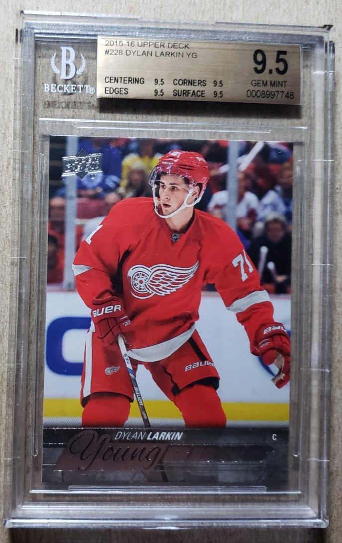 2015-16 Upper Deck Young Guns Dylan Larkin RC BGS 9.5 True Gem Red Wings #228