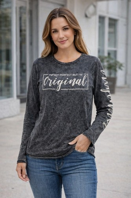 #ad Gray Long Sleeve T shirt Women#x27;s Size M Original Graphics Top On Fire NWT $18.95