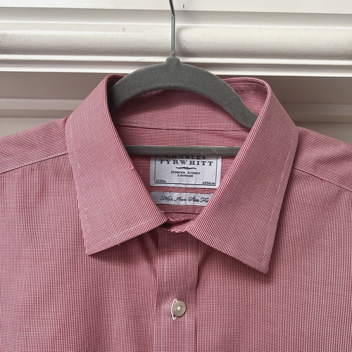 Charles Tyrwhitt Shirt Men's Neck 17" Red Check Non Iron Slim Fit Double Cuff - Picture 2 of 13