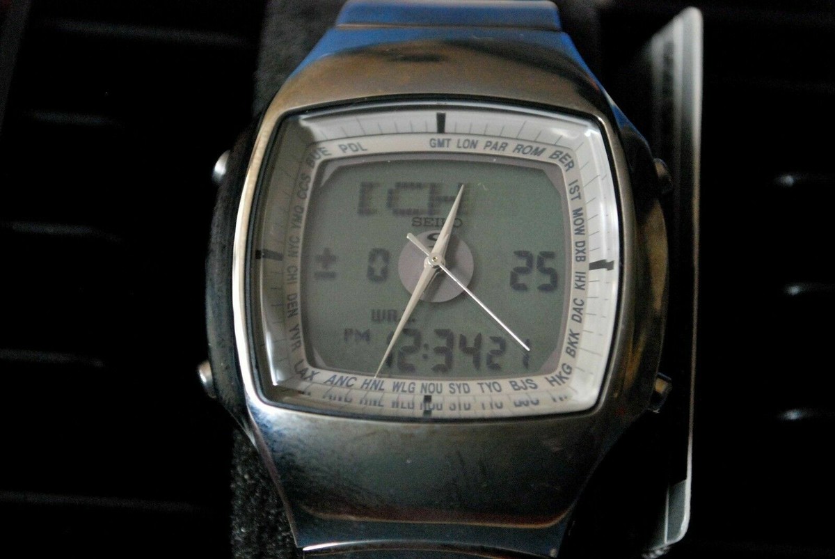 VINTAGE SEIKO H022-5000. R-SUS. DIGI/ANAL. WORLD TIME/2 ALARMS 