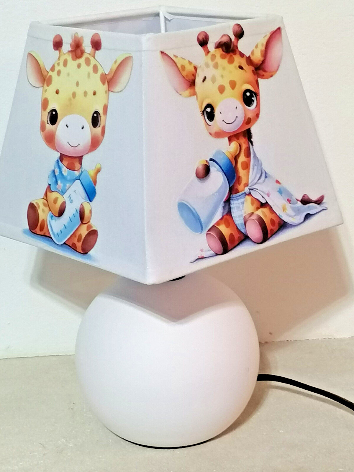 Lampe Girafe pour Bébé une veilleuse rassurante pour des nuits pleines de douceur