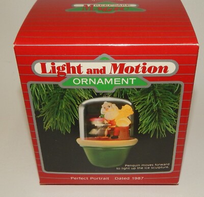 Vtg Hallmark Magic Christmas Ornament Perfect Portrait Penguin Ice Sculpture MIB