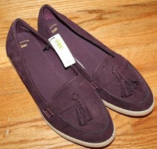 NEW NWT GAP Shoes Womens Burgundy Wine Faux Suede Tassel Loafers *E4