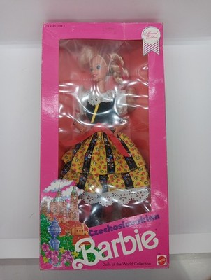 VTG 1990 Mattel Czechoslovakian Barbie #7330 Barbie Dolls of the World NIB 