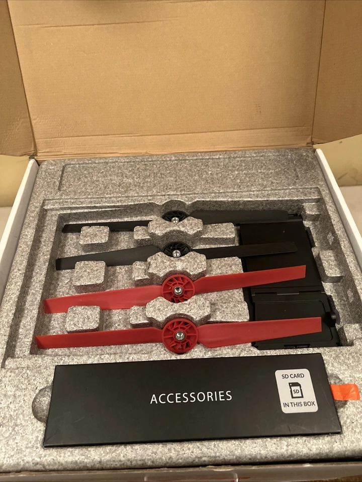 Yuneec Typhoon G, Does Not Come With A Battery Or The Steady Grip. - Image 2 of 4