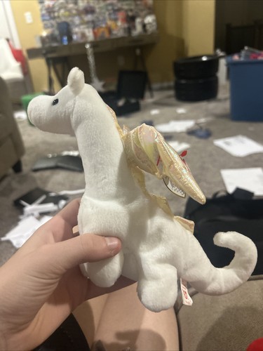 Ty Beanie Babies 8 inch MAGIC the Dragon Plush Toy 4088 Retired and Rare - Picture 1 of 3