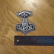 PARCHE BORDADO THOR HAMMER blanco