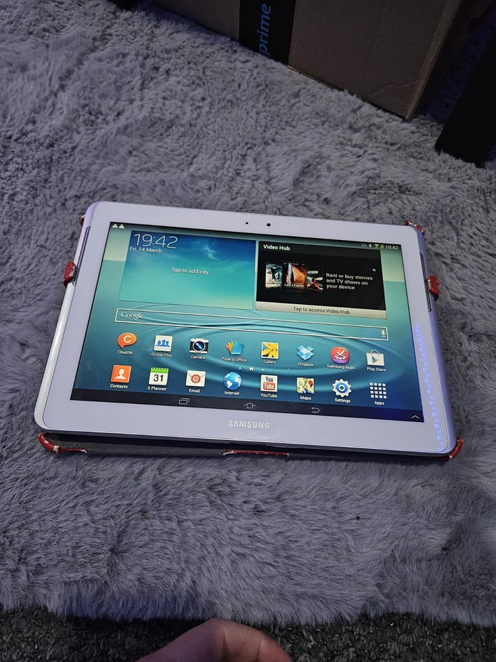 Samsung Galaxy Tab 2 10.1 I P5110 I Wi-Fi I 16GB I 10.1" I  White - Image 4 of 4