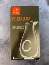 Bormioli Rocco Premium Hand-Made Donut Hole Glass Carafe 50 oz – New in Box