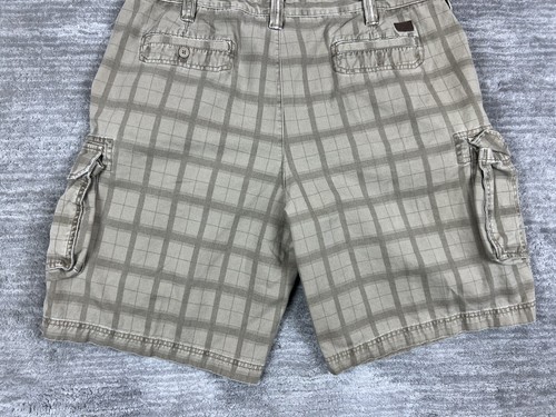Izod Shorts Mens 42 Brown Cargo Plaid Outdoor Casual 100% Cotton - Picture 9 of 11